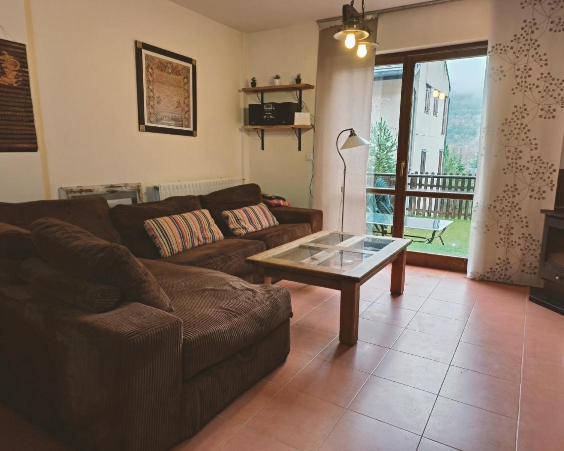 Appartement Duplex Con Jardin En Pirineos, Totalmente Equipado à Villanúa Extérieur photo